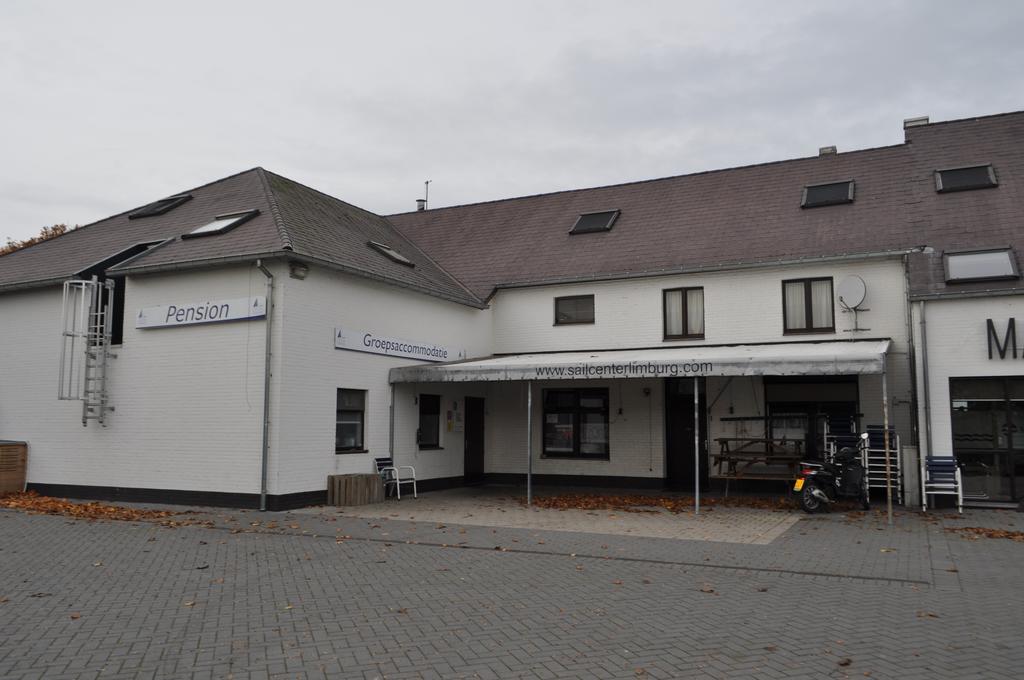 Sailcenter Limburg Hostel Kinrooi Екстериор снимка