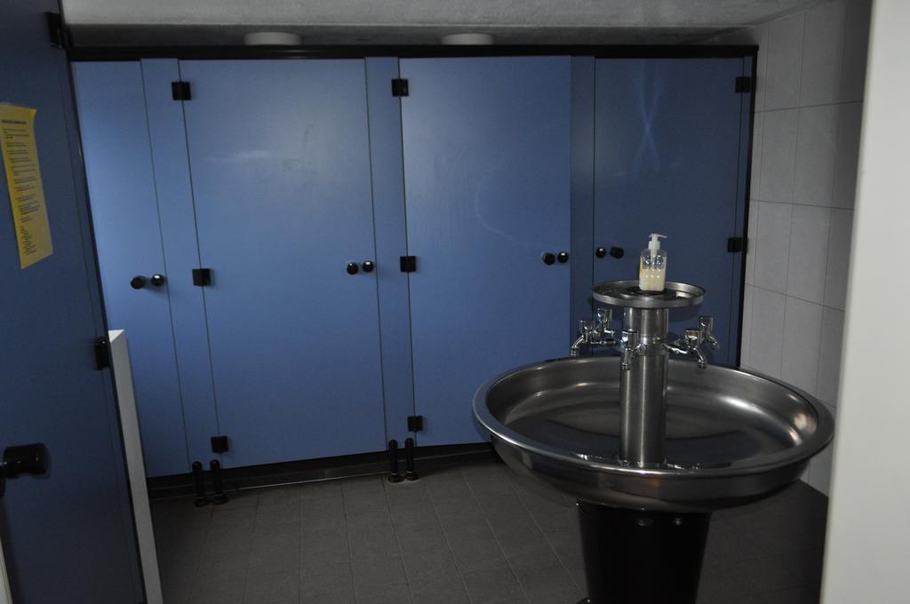 Sailcenter Limburg Hostel Kinrooi Екстериор снимка